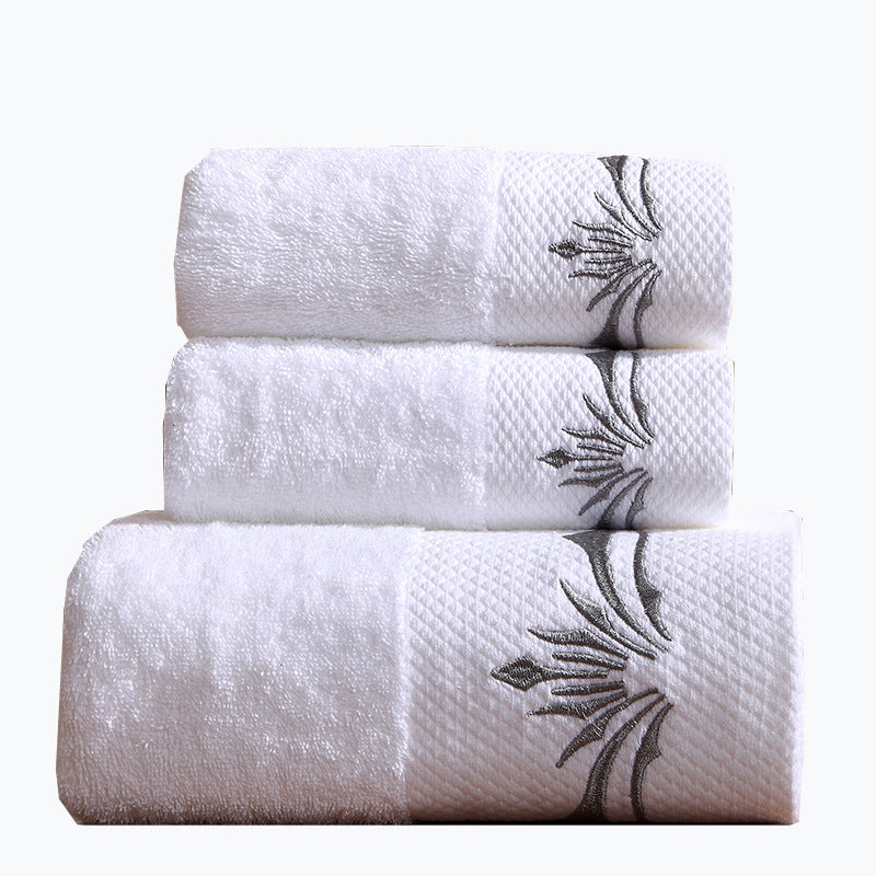 Three-piece Platinum Forged Bath Towel Set.